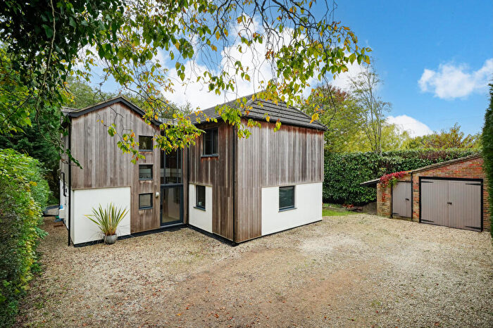 4 Bedroom Detached House For Sale In Bellingdon, Chesham, HP5