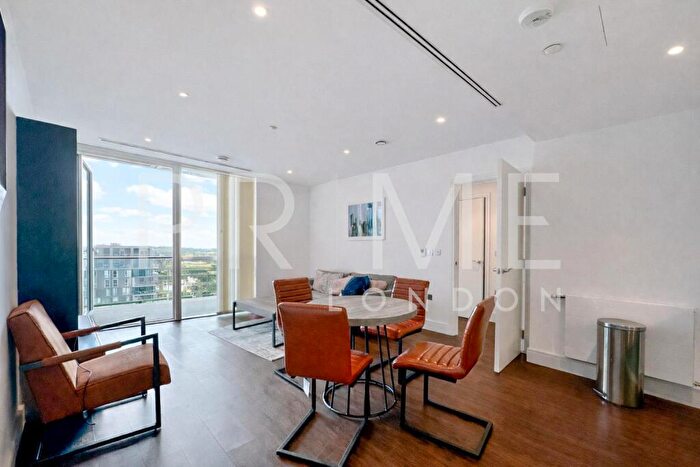 1 Bedroom Apartment To Rent In Maine Tower, Harbour Way, Canary Wharf, E14