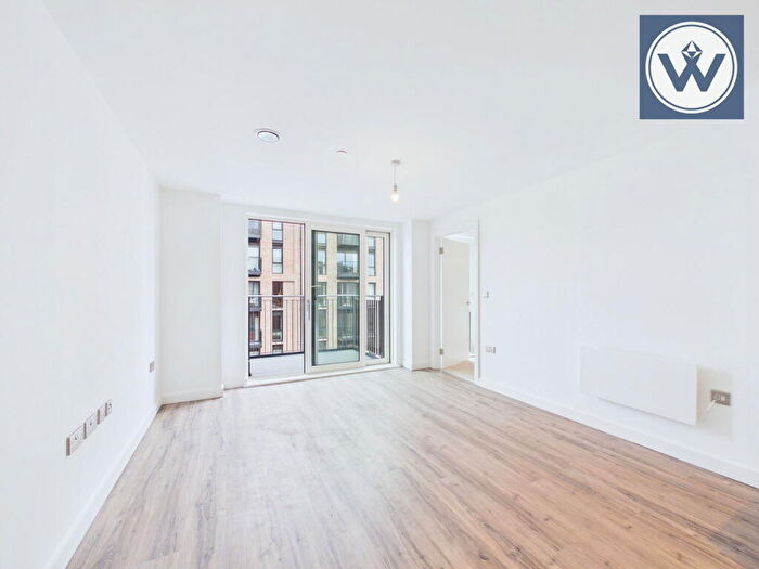 2 Bedroom Apartment For Sale In Block B Railings, Middlewood Locks, M5