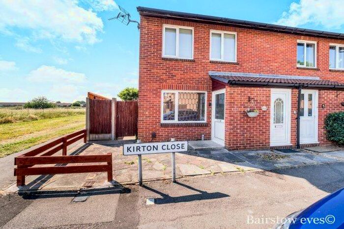 1 Bedroom Maisonette To Rent In Kirton Close, Hornchurch, RM12