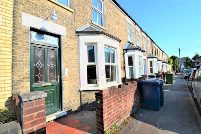 6 Bedroom House To Rent In Mill Road, Cambridge, CB1