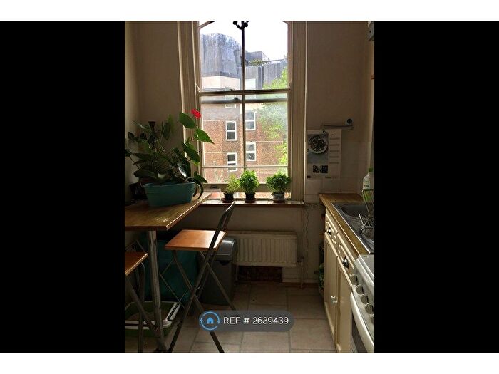 1 Bedroom Flat To Rent In Warwick Ave, London, W9