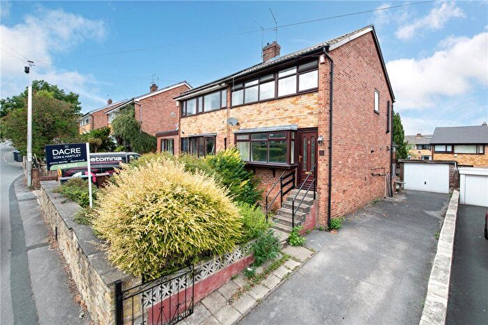 3 Bedroom Semi-Detached House For Sale In Apperley Road, Bradford, West Yorkshire, BD10