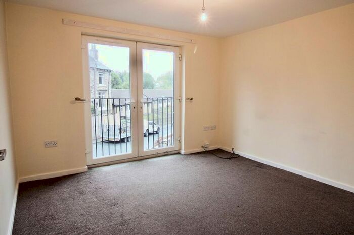 2 Bedroom Semi-Detached House To Rent In Clough Lane, Paddock, Huddersfield, HD1