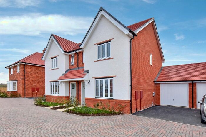 3 Bedroom Property To Rent In Mcculloch Meadows, Crowmarsh Gifford, Wallingford, Oxfordshire, OX10