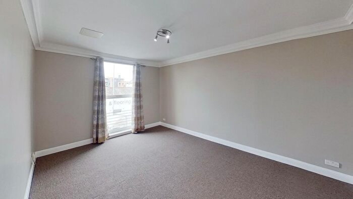 2 Bedroom Flat To Rent In East London Street, Edinburgh, EH7