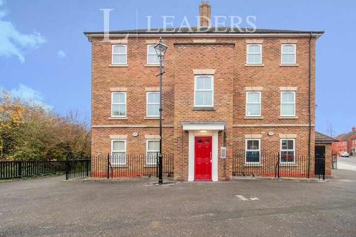 2 Bedroom Flat To Rent In Arncott Way, Aylesbury HP19