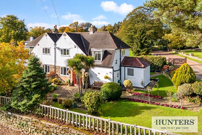 3 Bedroom Semi Detached House For Sale In Acacia Park Terrace, Rawdon Border, BD10