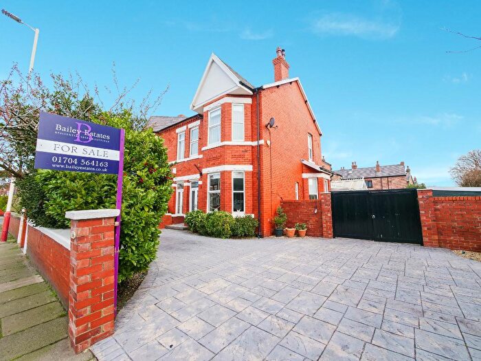 4 Bedroom Semi-Detached House For Sale In Liverpool Road, Birkdale, Southport, Merseyside, PR8