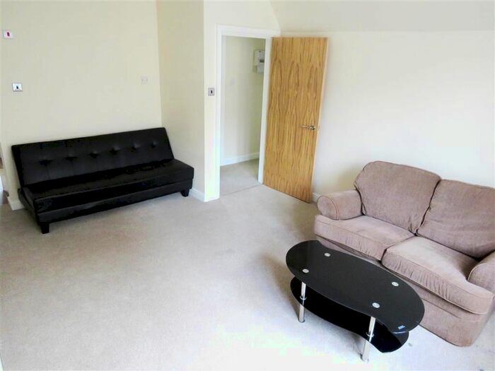 1 Bedroom Flat To Rent In Westgate, Huddersfield HD1