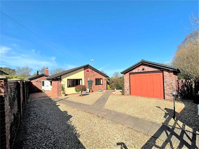 3 Bedroom Bungalow For Sale In Hyde, Fordingbridge, Hampshire, SP6