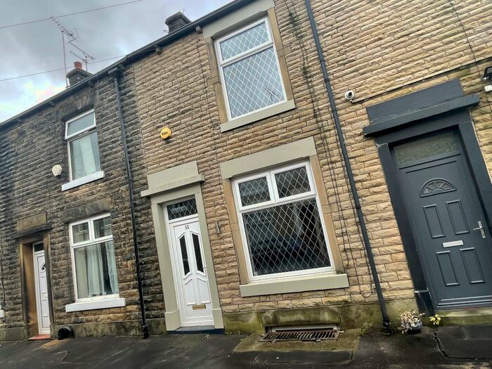 2 Bedroom House To Rent In Wingate Street, Nordan, Rochdale, OL11