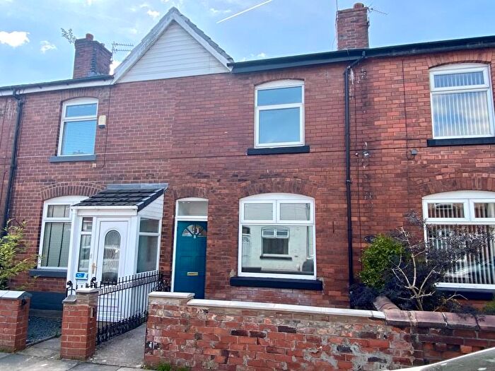 2 Bedroom Terraced House For Sale In Scott Street, Stoneclough, Radcliffe, M26