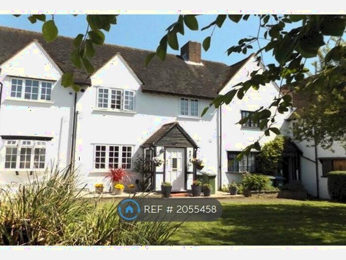 3 Bedroom Terraced House To Rent In Whinyates Road, London, SE9