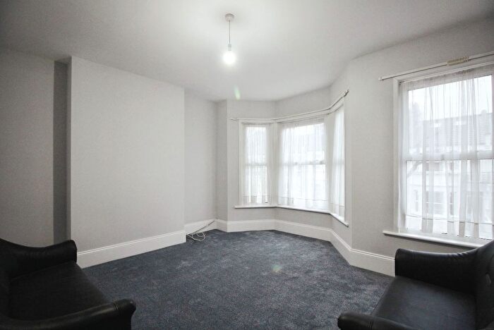 1 Bedroom Flat To Rent In Churchill Road, London, NW2