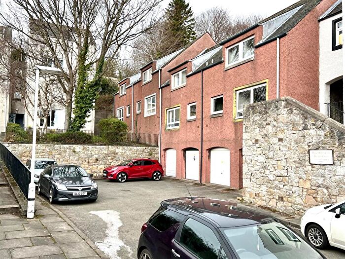 2 Bedroom Terraced House For Sale In Macdonalds Lands, Culross, KY12