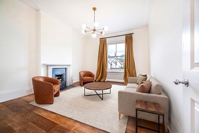 2 Bedroom Flat To Rent In Thurlow Road, Hampstead, NW3