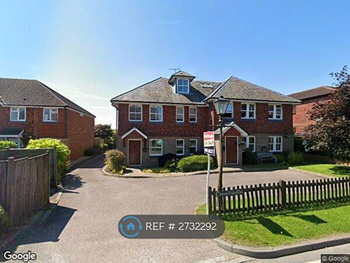 2 Bedroom Flat To Rent In Whitehill Road, Crowborough, TN6