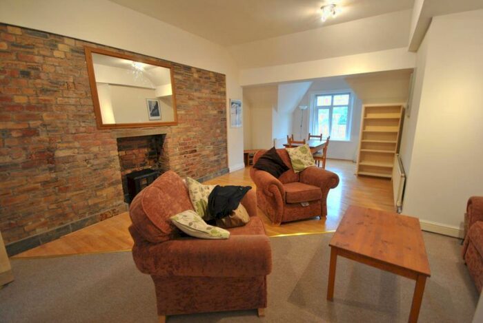 3 Bedroom Property To Rent In Osborne Road (Flat, Newcastle Upon Tyne, NE2