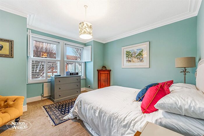 3 Bedroom Terraced House For Sale In Regina Terrace, London, W13