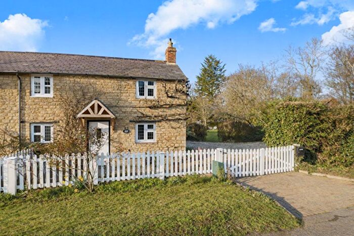 2 Bedroom Semi-Detached House For Sale In Pear Tree Cottage, Barnard Gate, OX29