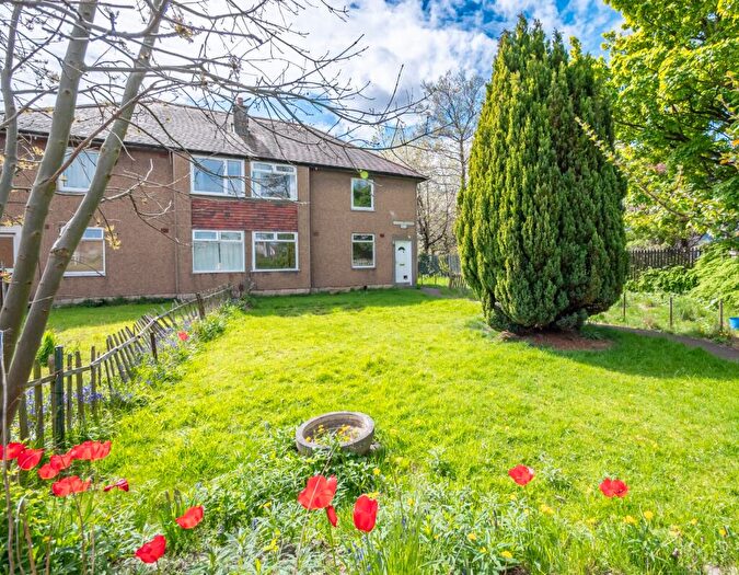 2 Bedroom Flat For Sale In Colinton Mains Drive, Colinton, Edinburgh, EH13
