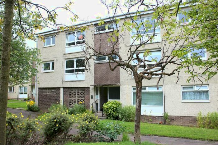 2 Bedroom Flat To Rent In Burnblea Gardens, Hamilton, ML3