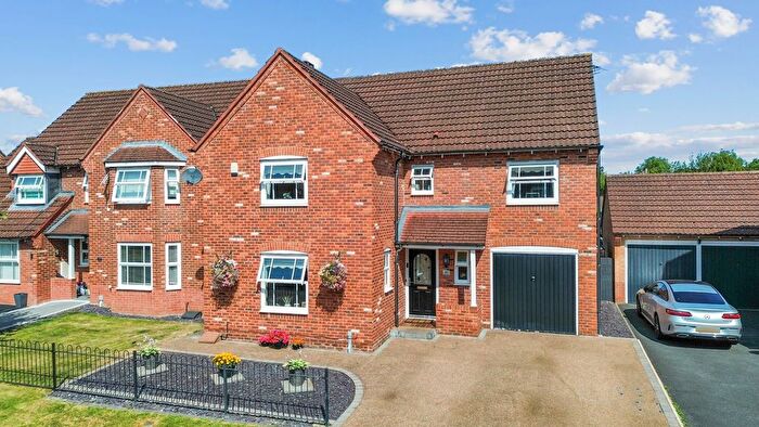 4 Bedroom Detached House For Sale In Templeton Drive, Fearnhead, WA2