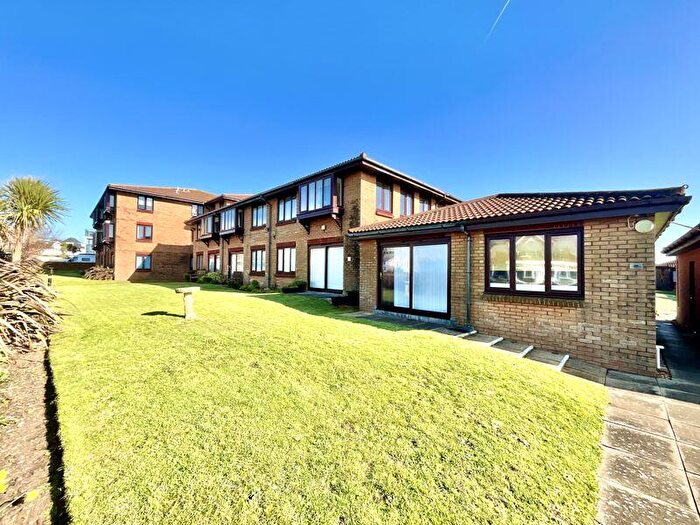 1 Bedroom Retirement Property For Sale In Admiralty Road, Southbourne, BH6