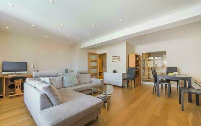 2 Bedroom Apartment To Rent In Gilbey House, Jamestown Road, London, NW1