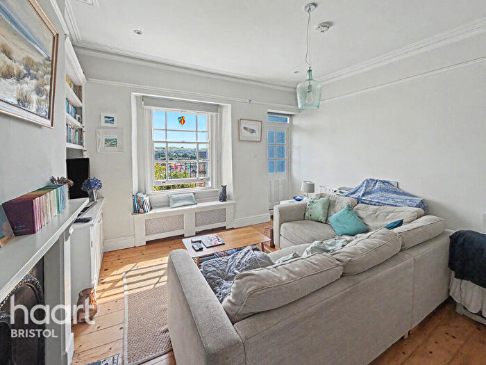 2 Bedroom Town House For Sale In Ambrose Road, Bristol, BS8
