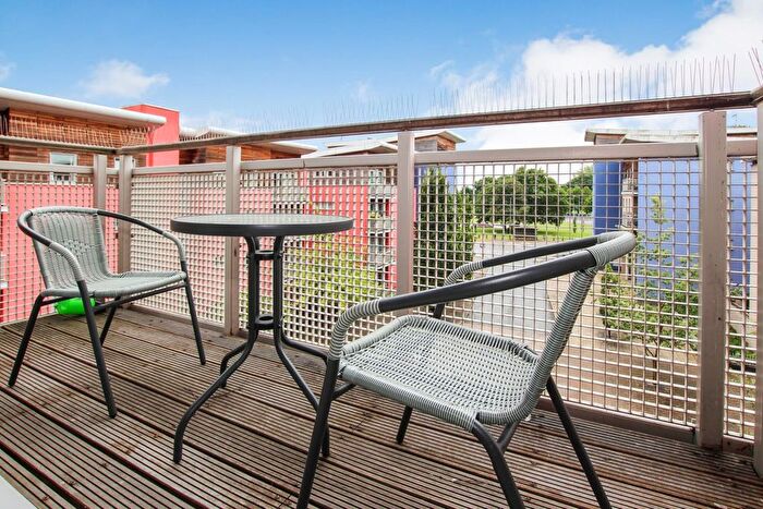 2 Bedroom Flat For Sale In Cubitt Way, Peterborough, PE2