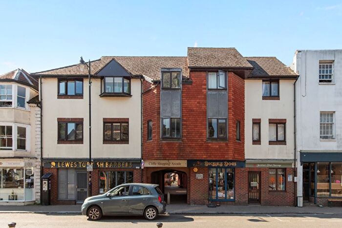1 Bedroom Maisonette For Sale In - Cliffe High Street, Lewes, East Sussex, BN7