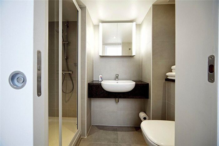 Apartment To Rent In Princess Beatrice House, Chelsea, London, SW10