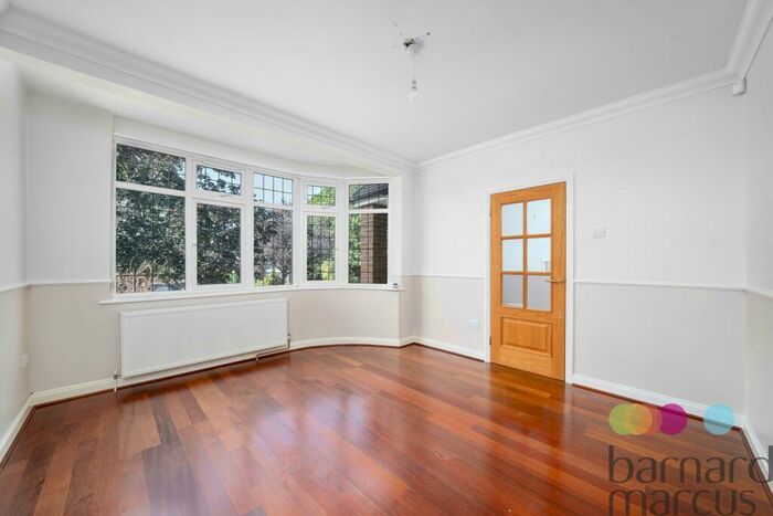 4 Bedroom House To Rent In Ashfield Road, London, N14