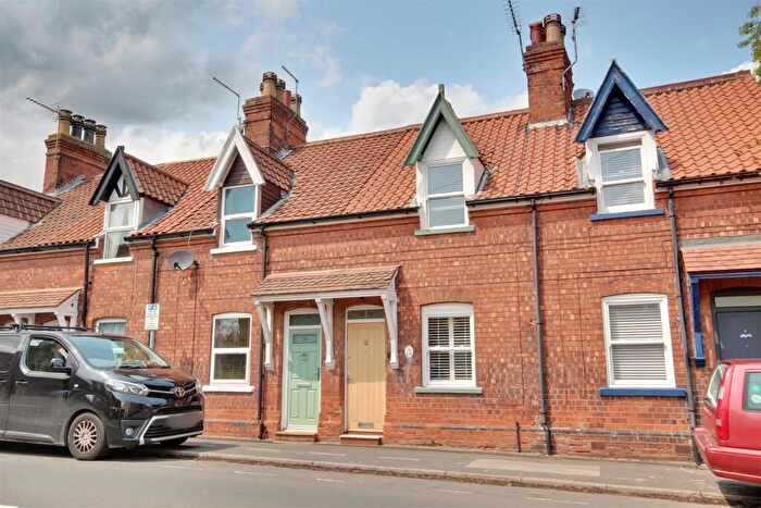 2 Bedroom Terraced House For Sale In Keldgate, Beverley, HU17