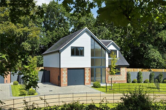4 Bedroom Detached House To Rent In Holt Road, Fakenham, Norfolk, NR21