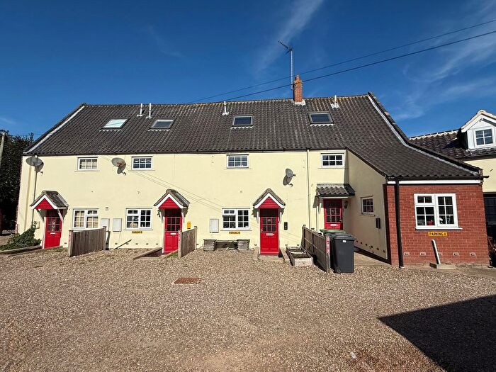 2 Bedroom Terraced House For Sale In Yarmouth Road, Ormesby, Great Yarmouth, NR29