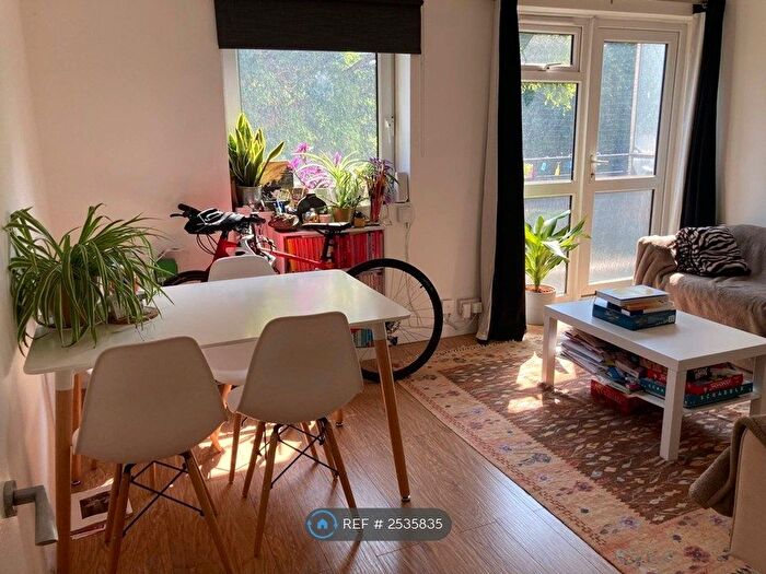 2 Bedroom Maisonette To Rent In Fendall Street, London, SE1