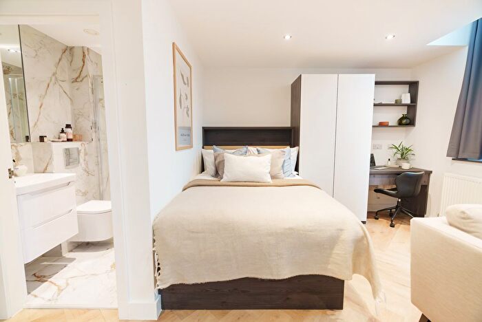 Studio To Rent In Wellington Street, Leeds, LS1