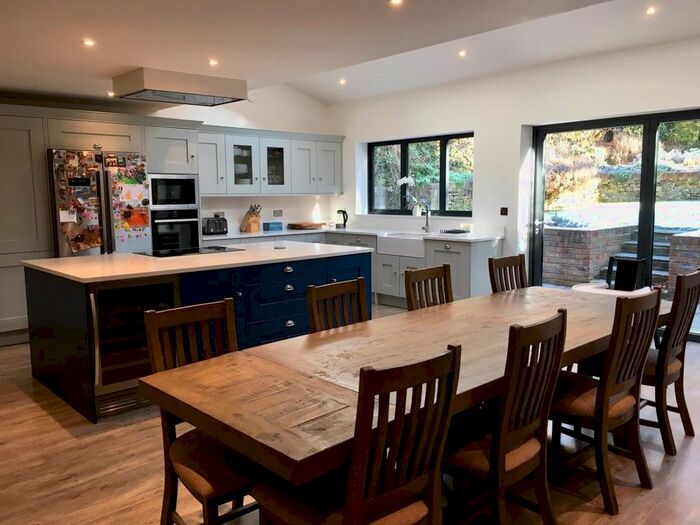 4 Bedroom Detached House To Rent In Chanctonbury Chase, Redhill, RH1