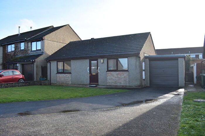 2 Bedroom Bungalow For Sale In Huntersfield, Tolvaddon, Camborne, Cornwall, TR14