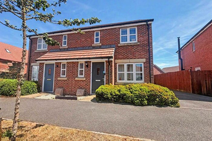 3 Bedroom Semi-Detached House For Sale In Salisbury, SP2