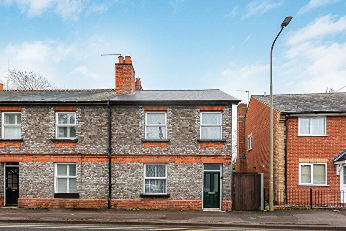 3 Bedroom Terraced House For Sale In Croft Road, Wallingford, OX10