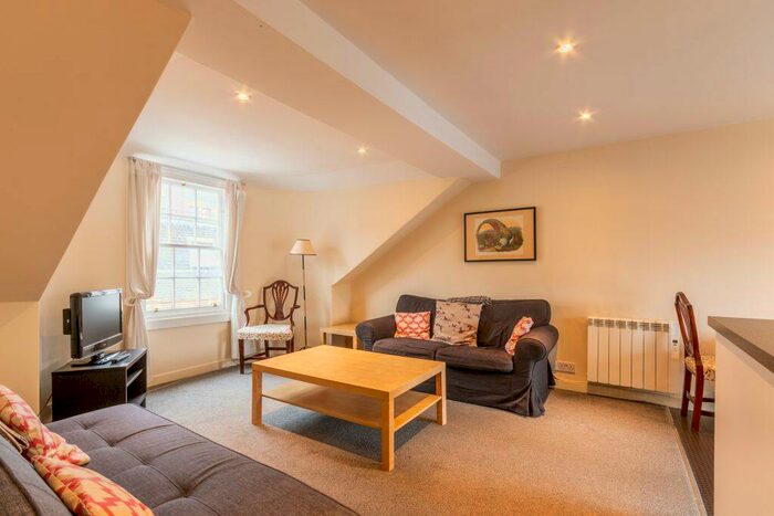 1 Bedroom Flat To Rent In L – Young Street, Edinburgh, EH2