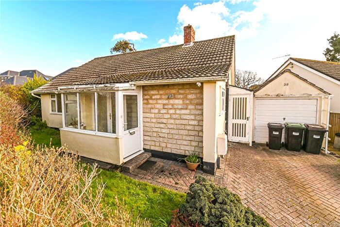3 Bedroom Bungalow For Sale In Barton Drive, Barton On Sea, New Milton, Hampshire, BH25