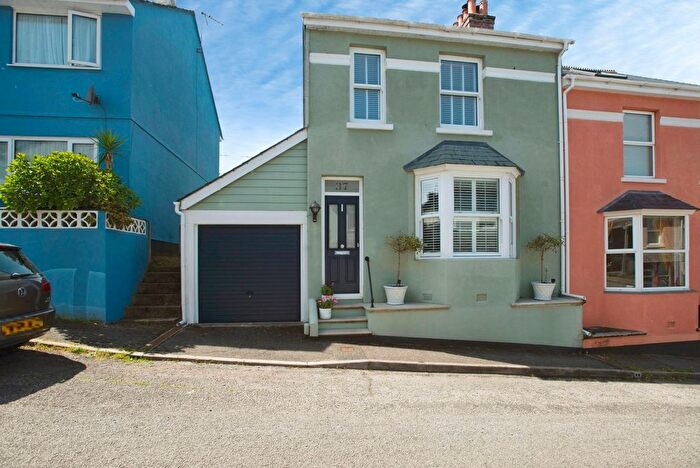 3 Bedroom End Terrace House For Sale In Molesworth Terrace, Millbrook, Torpoint, Cornwall, PL10