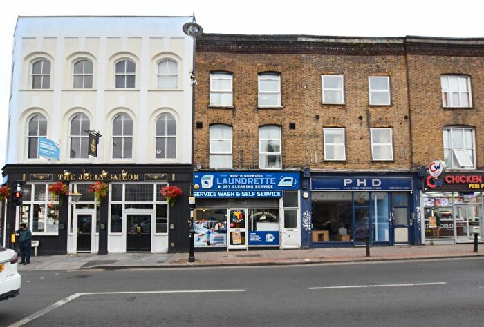 5 Bedroom Apartment For Sale In High Street, London, SE25