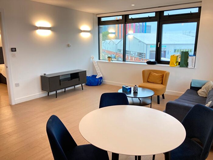 1 Bedroom Flat To Rent In Syon Lane, Isleworth, TW7