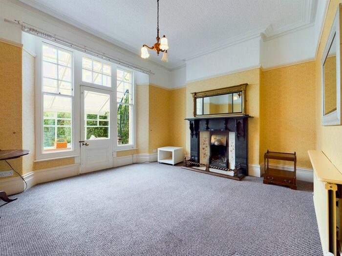 3 Bedroom Semi-Detached House To Rent In Slade Road, Newton, Swansea, SA3